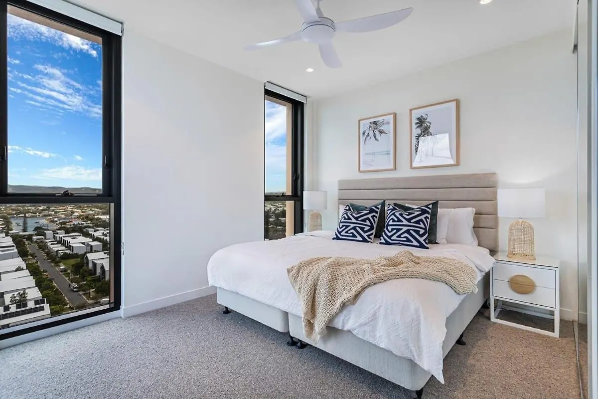 Apartment Luxury Stay In Hemingway Palm Beach Gold Coast