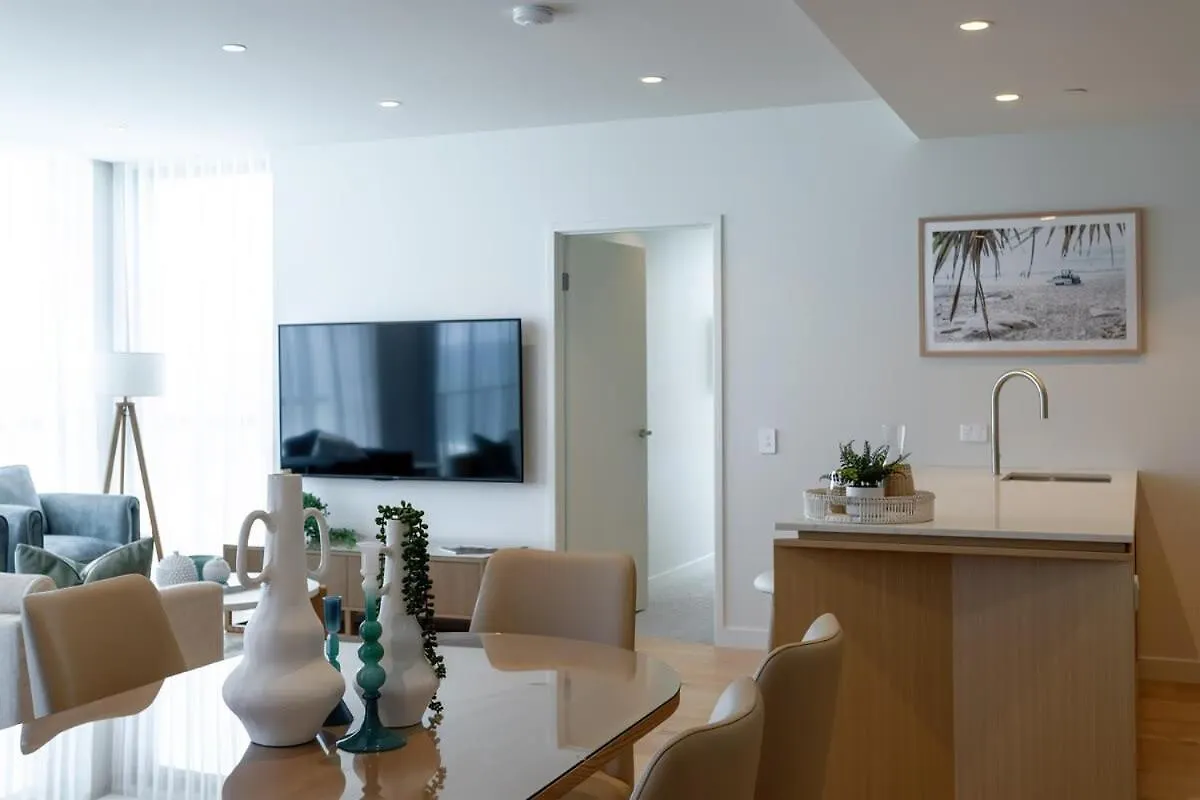 Apartment Luxury Stay In Hemingway Palm Beach Gold Coast