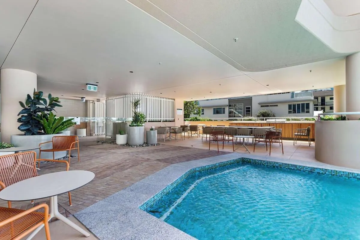 Luxury Stay In Hemingway Palm Beach Gold Coast Apartment