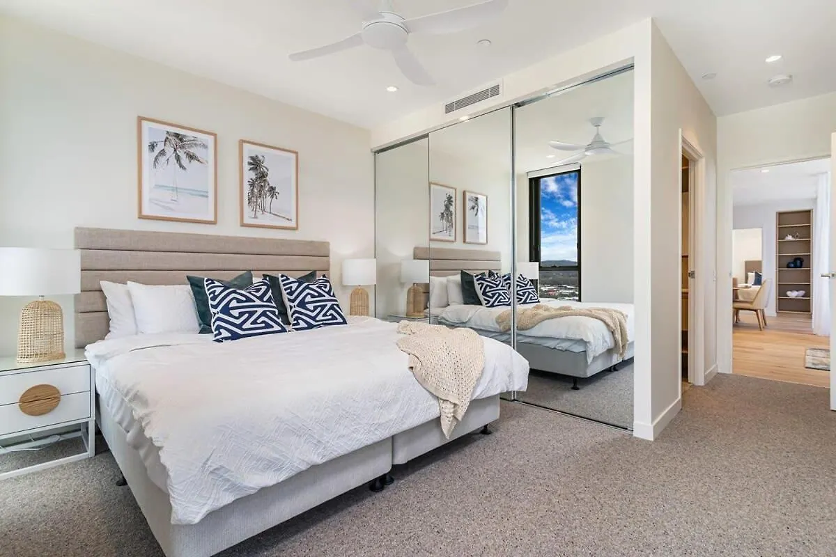 Apartment Luxury Stay In Hemingway Palm Beach Gold Coast