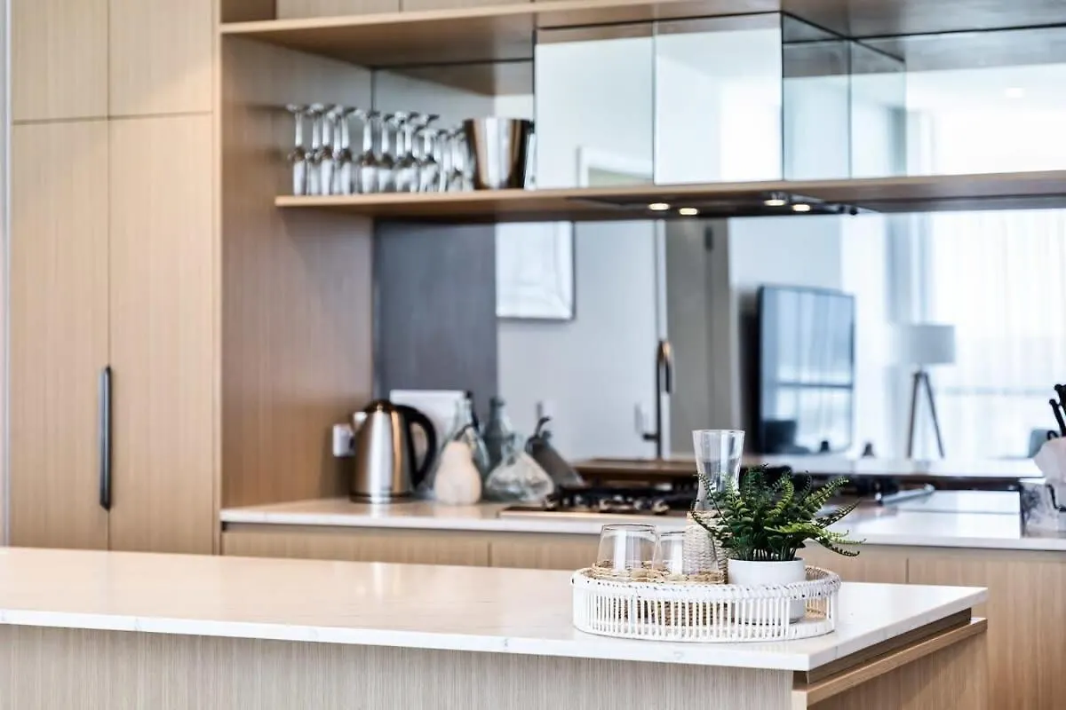 Luxury Stay In Hemingway Palm Beach Gold Coast